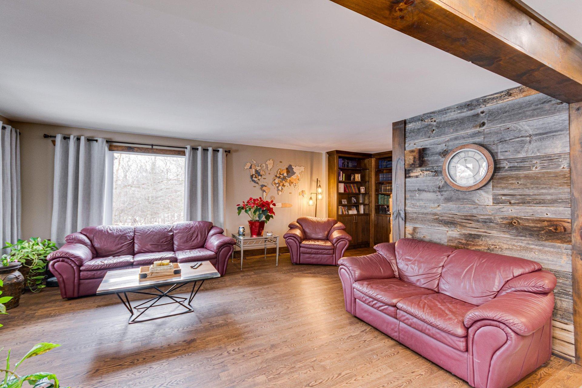 









146


Ch. du 6e-Rang

,
Val-des-Monts,




QC
J8N7R3

