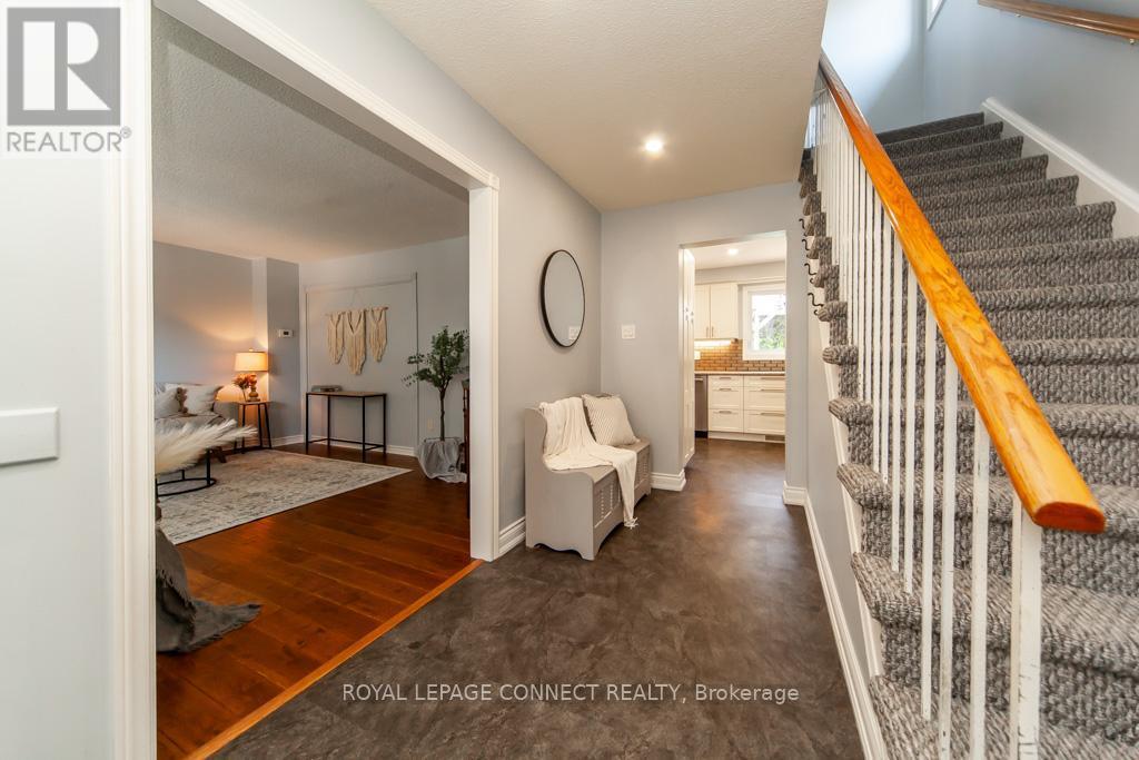 












98 CHESTER CRESCENT

,
Scugog,




Ontario
L9L1K8

