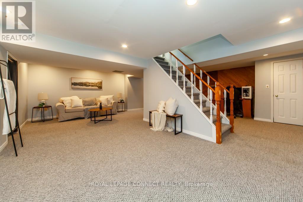 












98 CHESTER CRESCENT

,
Scugog,




Ontario
L9L1K8

