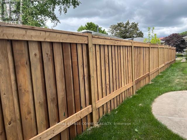 












98 CHESTER CRESCENT

,
Scugog,




Ontario
L9L1K8

