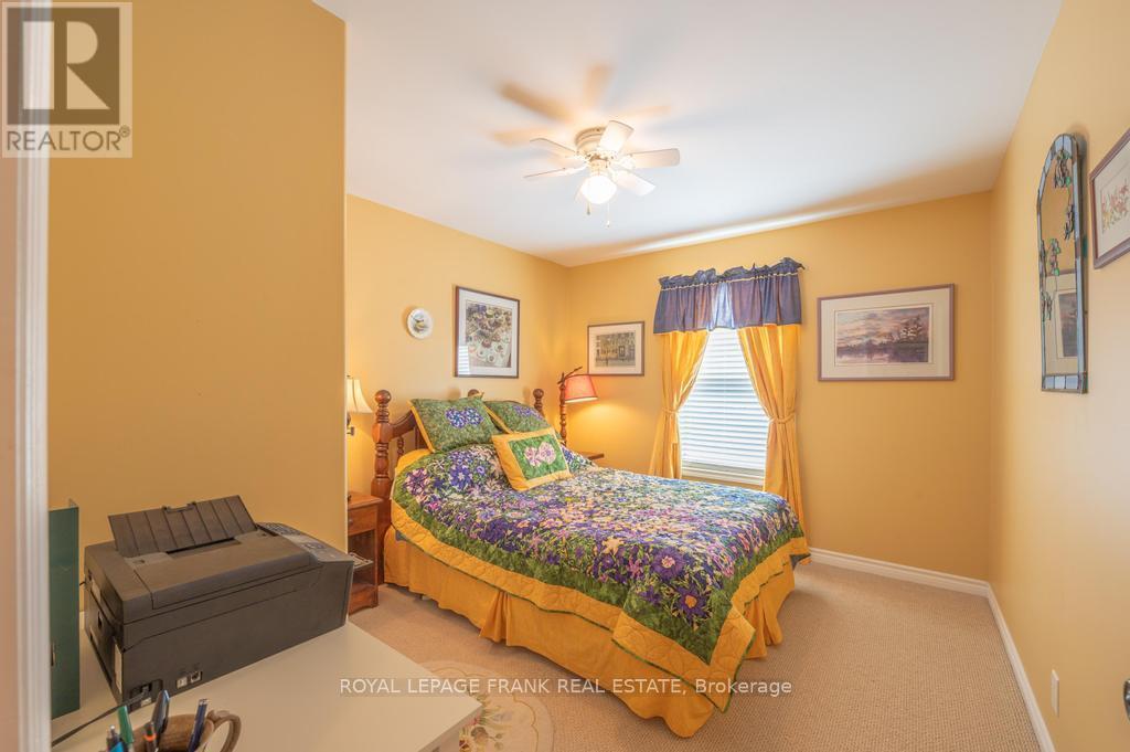 












406 LAKEHURST CIRCLE ROAD

,
Trent Lakes,




Ontario
K0L1J0

