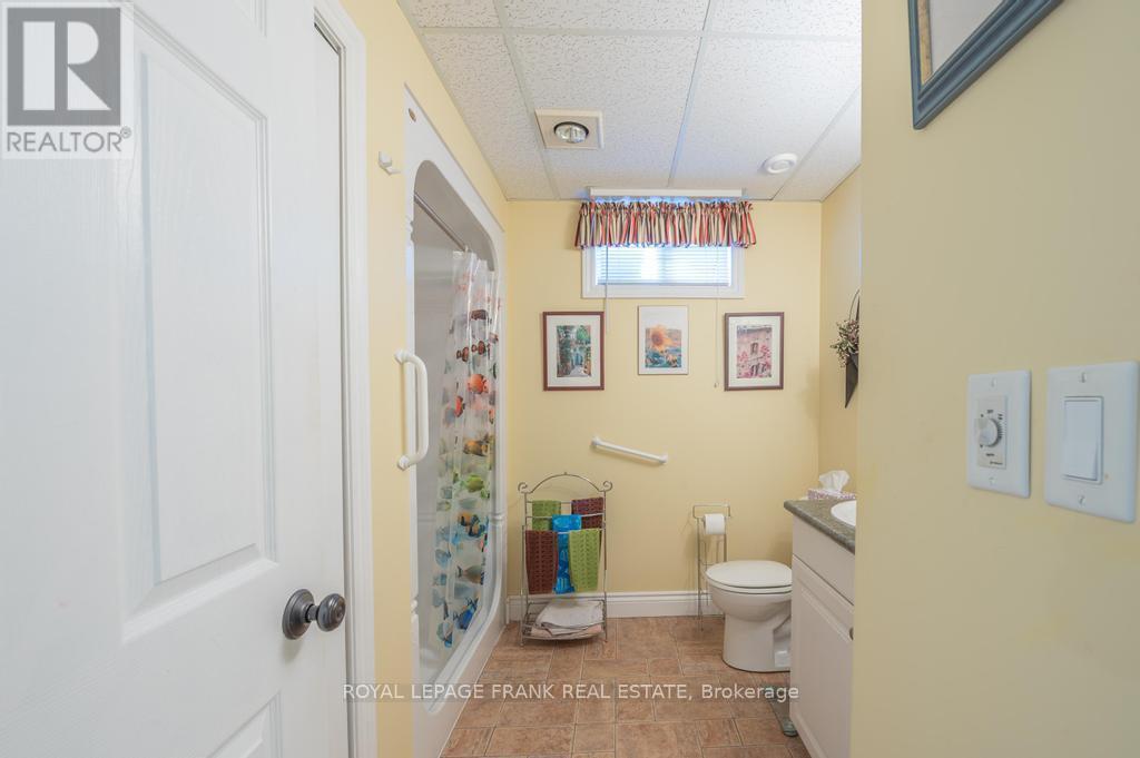 












406 LAKEHURST CIRCLE ROAD

,
Trent Lakes,




Ontario
K0L1J0


