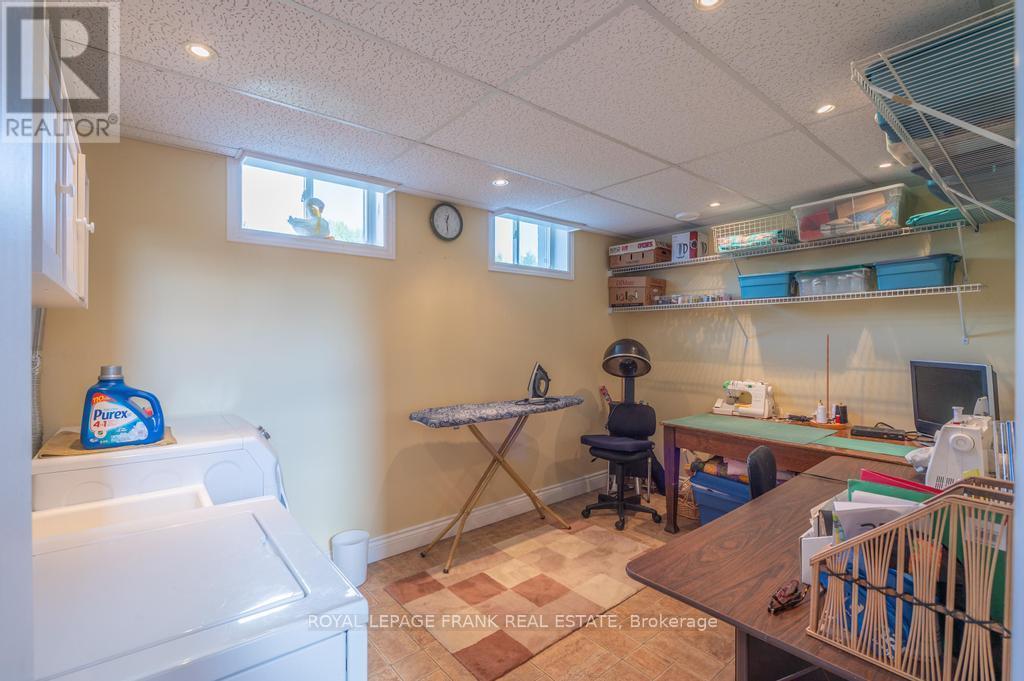 












406 LAKEHURST CIRCLE ROAD

,
Trent Lakes,




Ontario
K0L1J0

