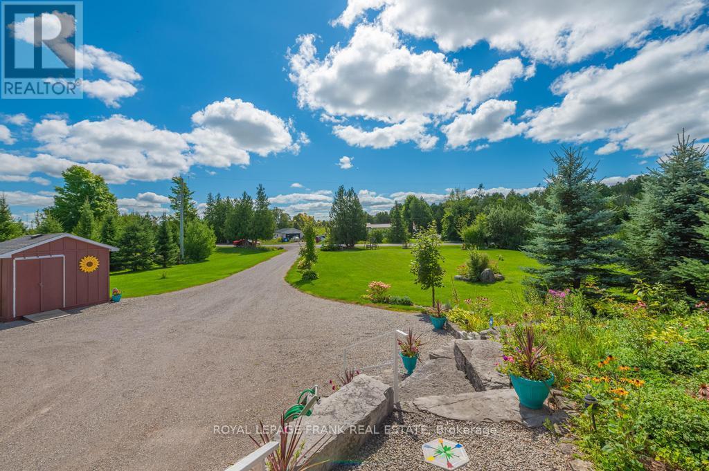 












406 LAKEHURST CIRCLE ROAD

,
Trent Lakes,




Ontario
K0L1J0

