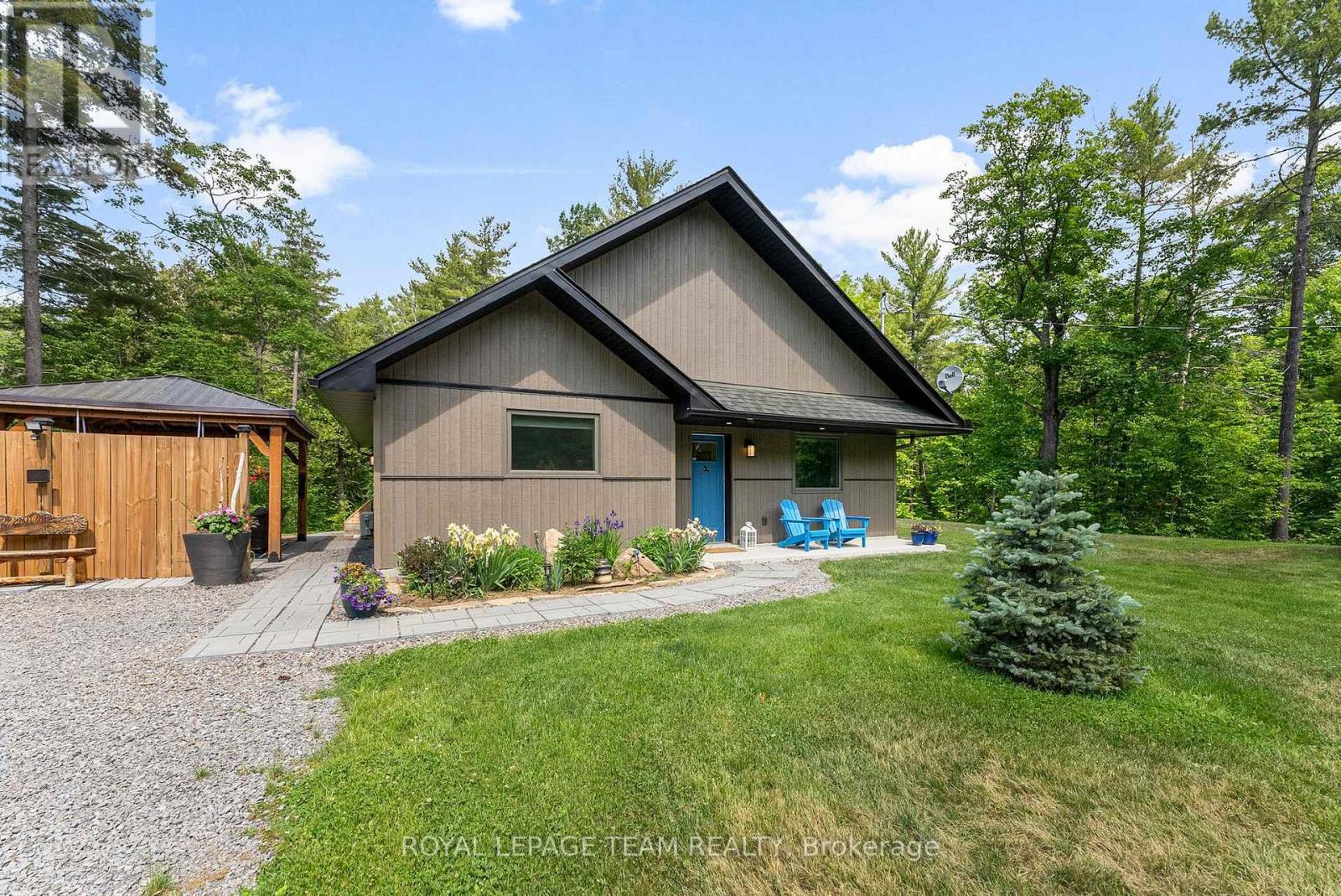 












554 POPLAR WAY

,
Greater Madawaska,




Ontario
K0J1H0


