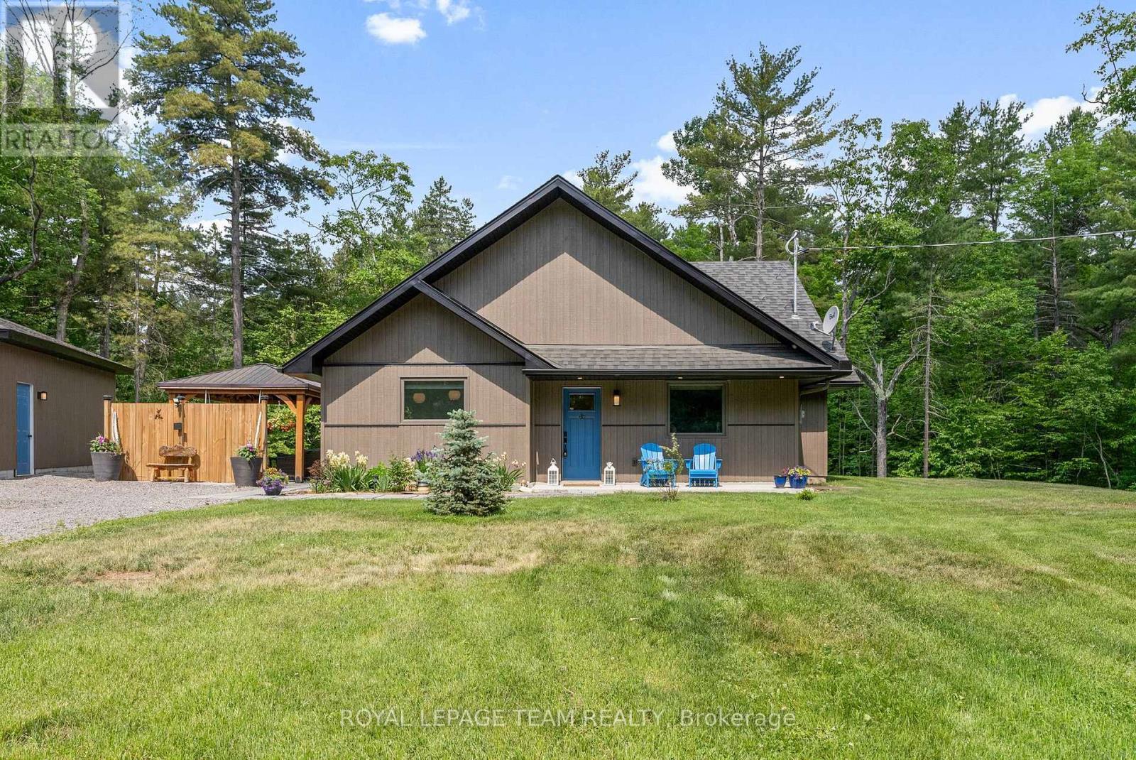 












554 POPLAR WAY

,
Greater Madawaska,




Ontario
K0J1H0


