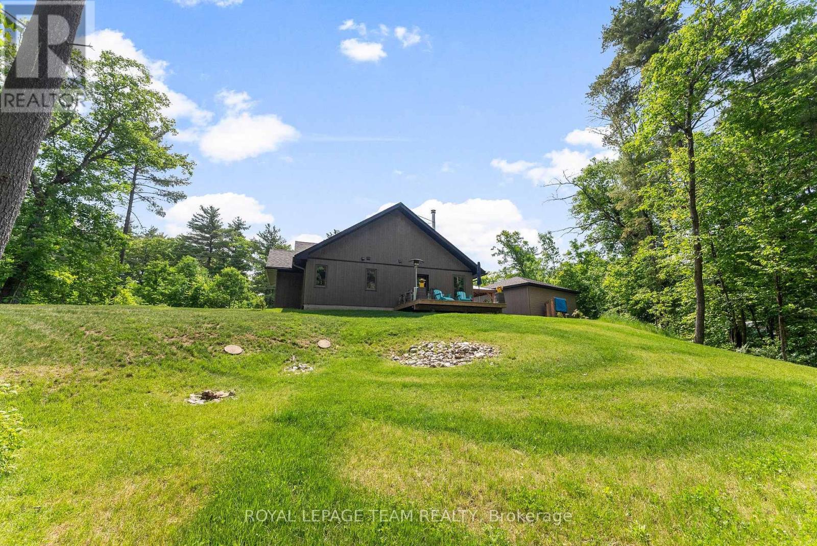 












554 POPLAR WAY

,
Greater Madawaska,




Ontario
K0J1H0


