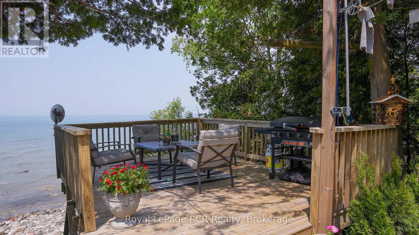 












809 BRUCE ROAD 13 ROAD

,
Native Leased Lands,




Ontario
N0H2L0

