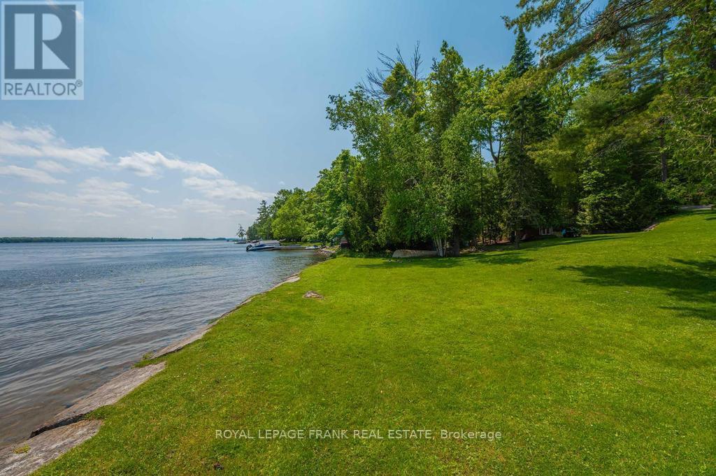












113 FIRE ROUTE 37

,
Trent Lakes,




Ontario
K0L1J0

