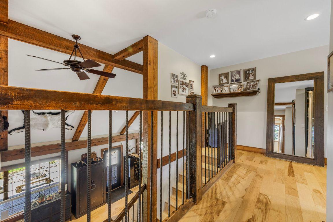 









6241


33

Highway,
Carmi,




BC
V0H 1A0

