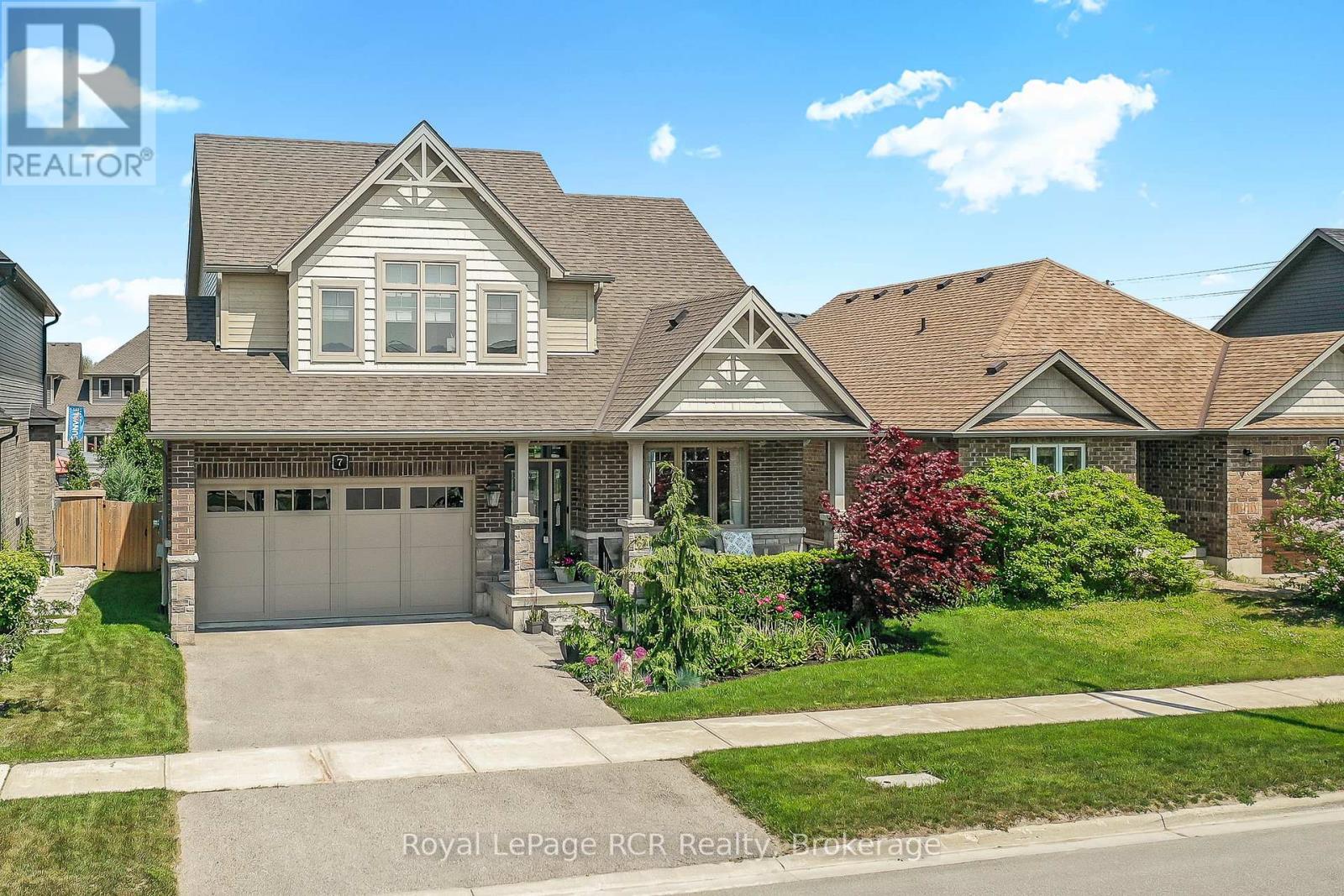 












7 PORTLAND STREET

,
Collingwood,




Ontario
L9Y2L3

