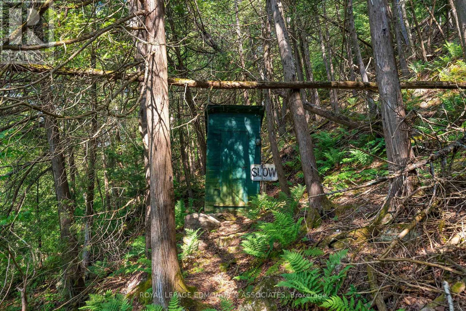 












0 LAKE CLEAR ROAD

,
Bonnechere Valley,




Ontario
K0J1T0

