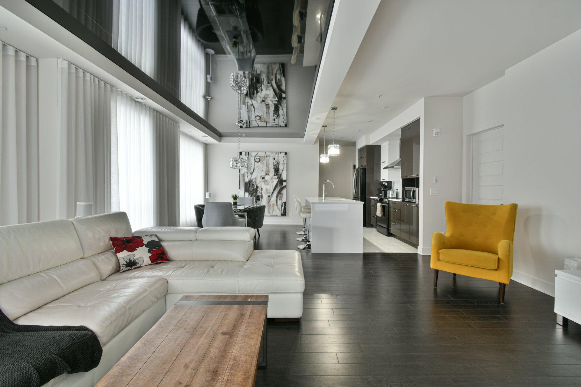 









11980


Rue d'Amboise 

, 104,
Mirabel,




QC
J7J0S8

