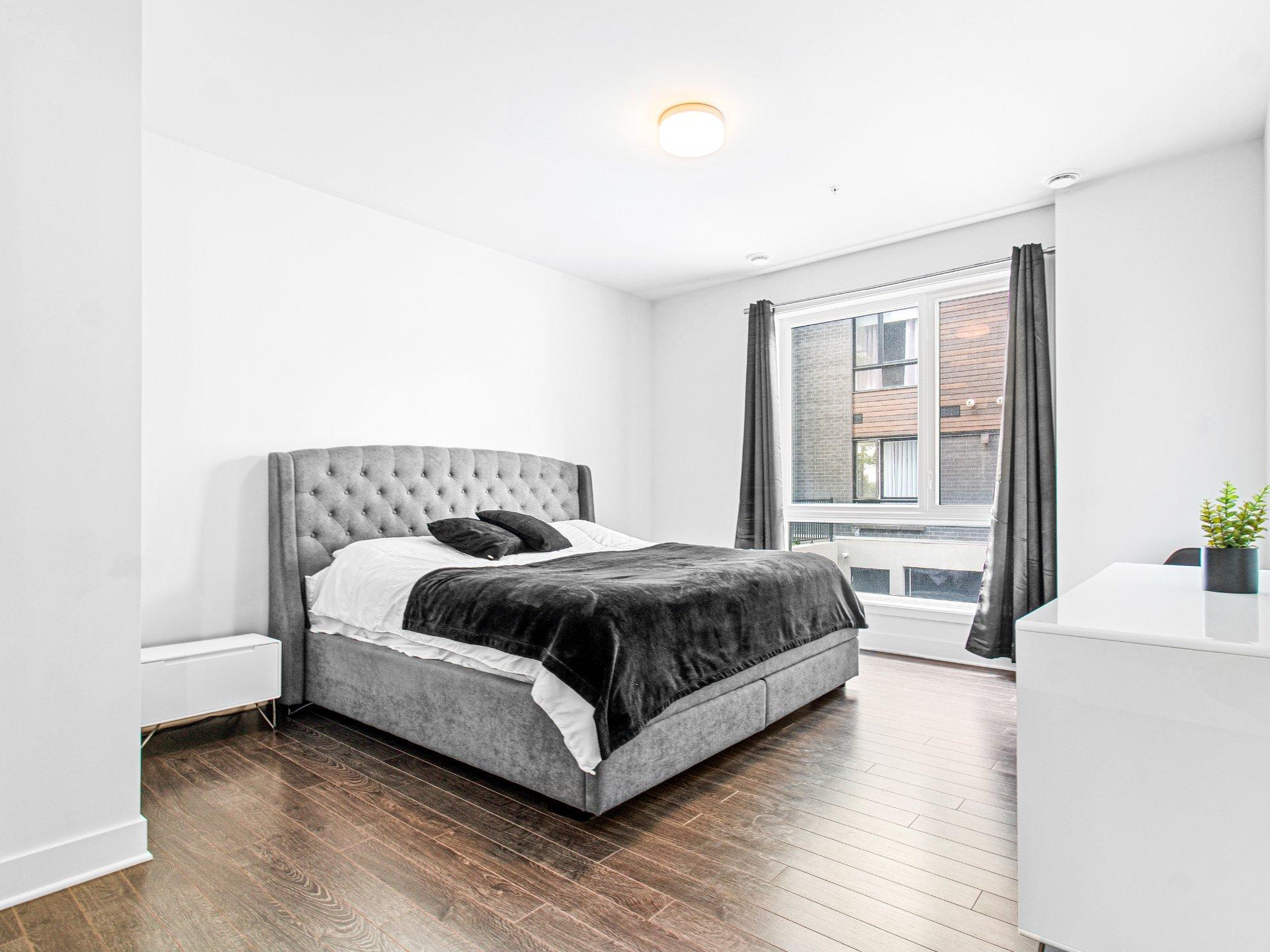 









11980


Rue d'Amboise 

, 104,
Mirabel,




QC
J7J0S8

