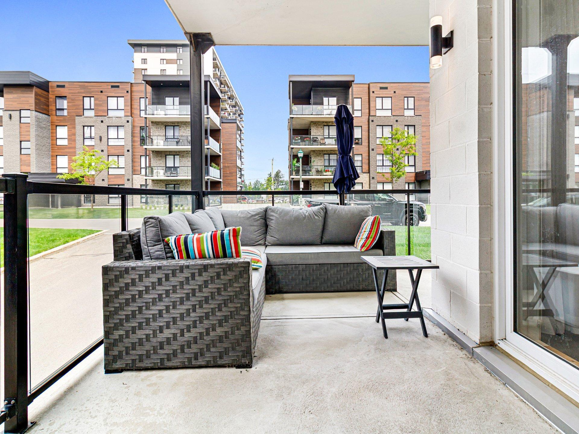 









11980


Rue d'Amboise 

, 104,
Mirabel,




QC
J7J0S8


