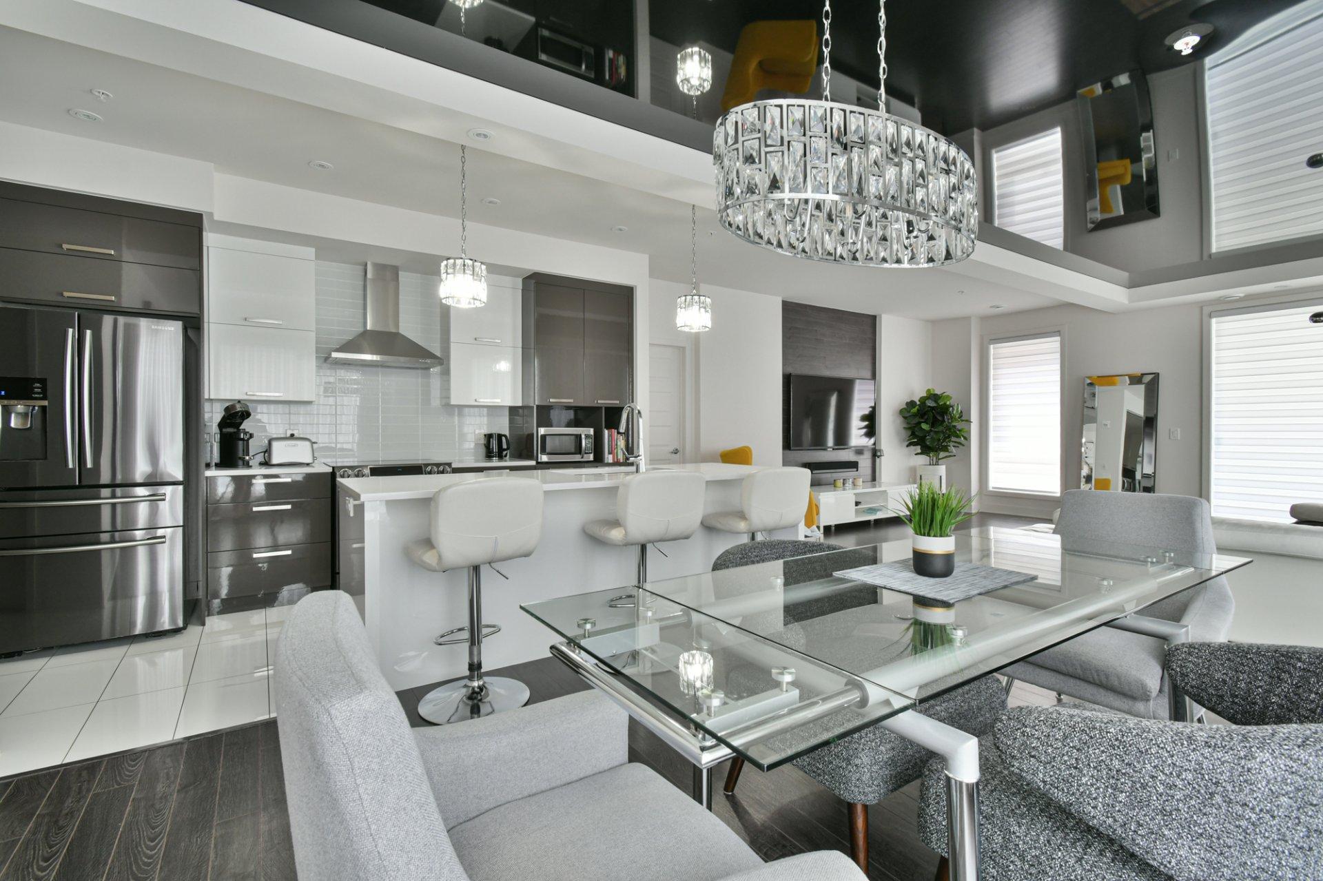 









11980


Rue d'Amboise 

, 104,
Mirabel,




QC
J7J0S8


