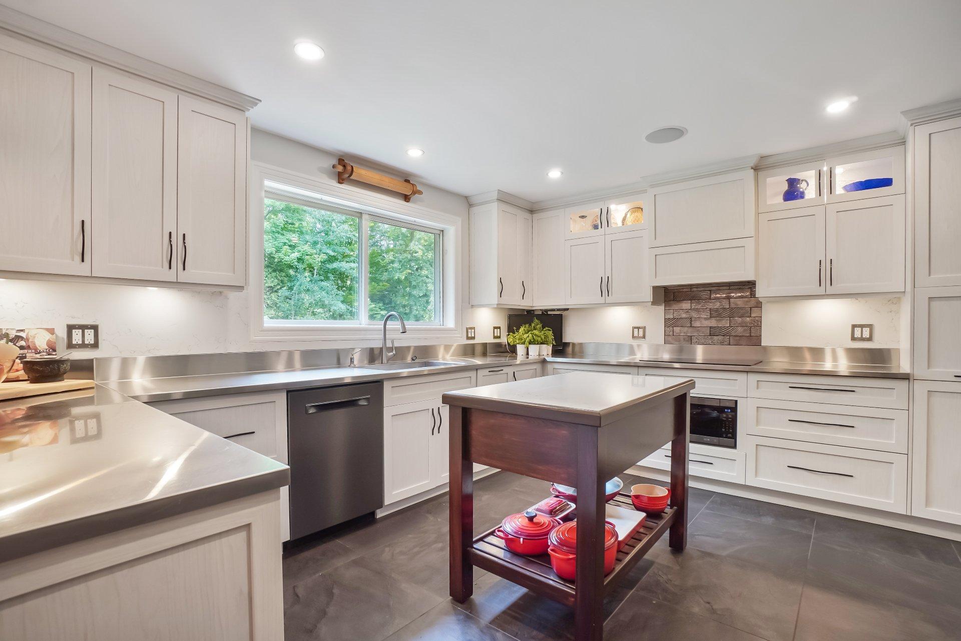 









2605


Rue du Ruisseau

,
Saint-Lazare,




QC
J7T2K7


