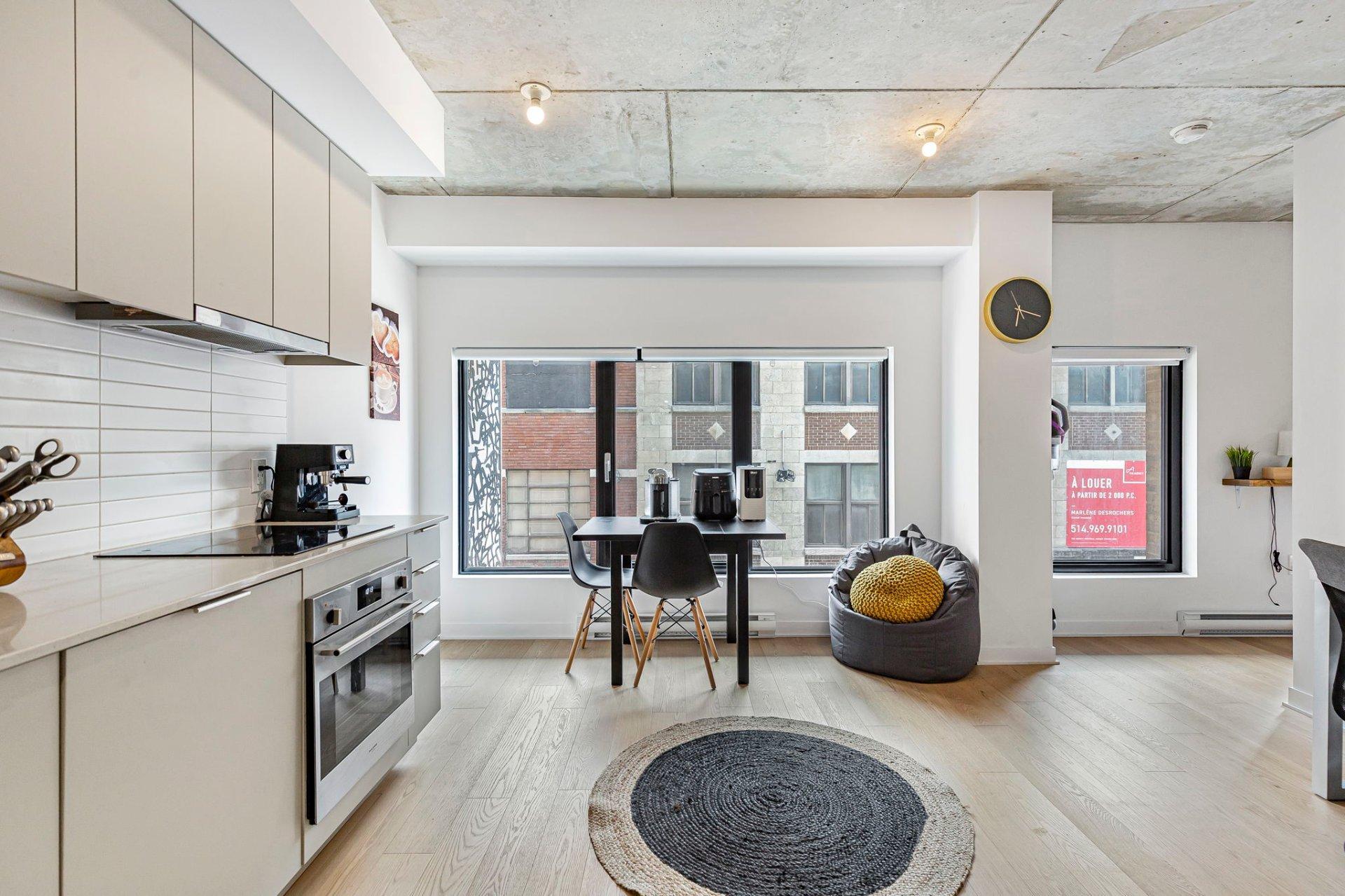 









1406


Rue Ste-Élisabeth

, 303,
Montréal (Ville-Marie),




QC
H2X0E7

