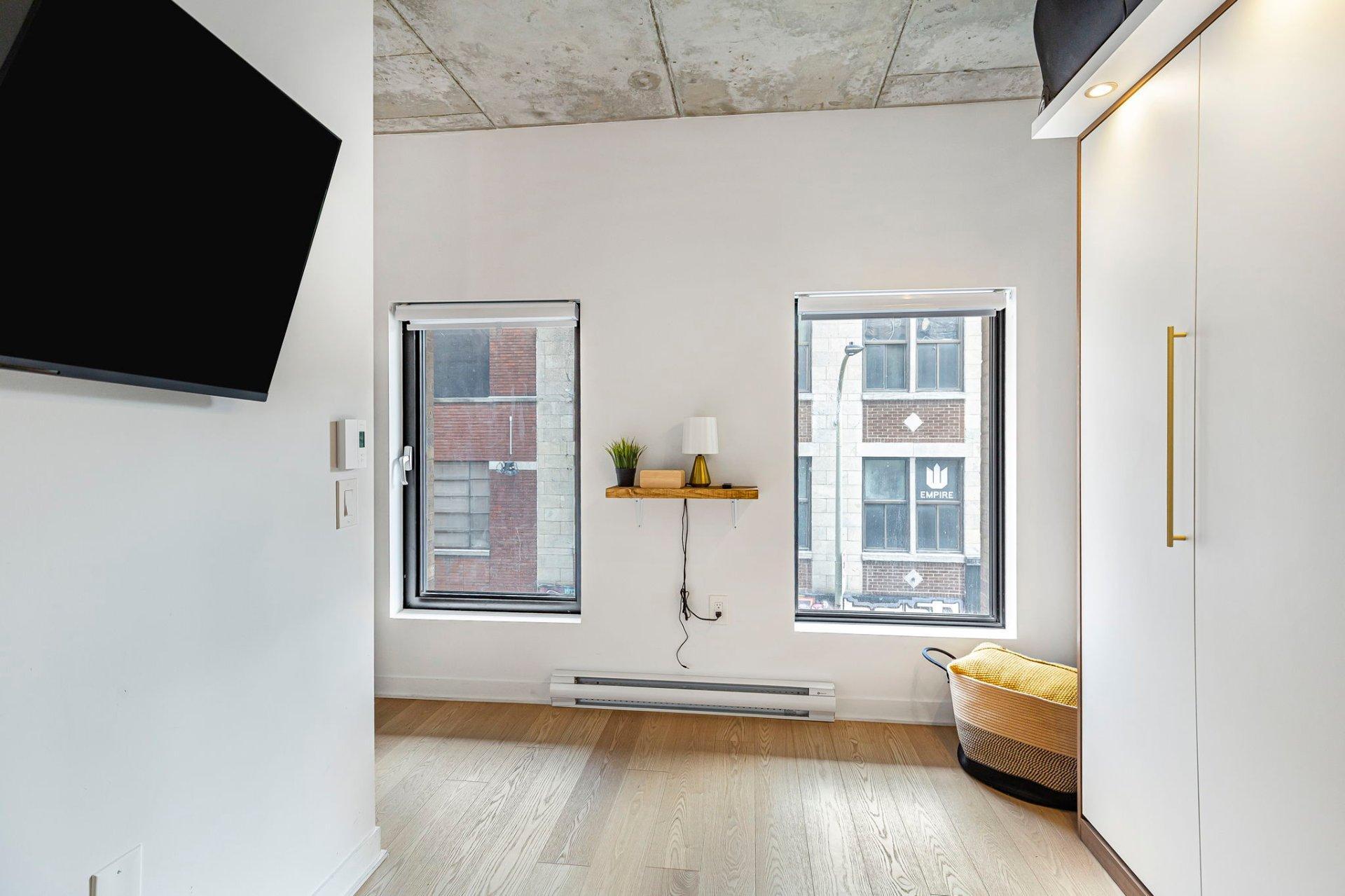 









1406


Rue Ste-Élisabeth

, 303,
Montréal (Ville-Marie),




QC
H2X0E7

