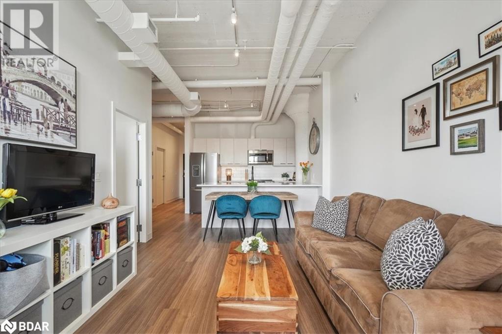 












120 HURON Street Unit# 321

,
Guelph,




Ontario
N1E0T8


