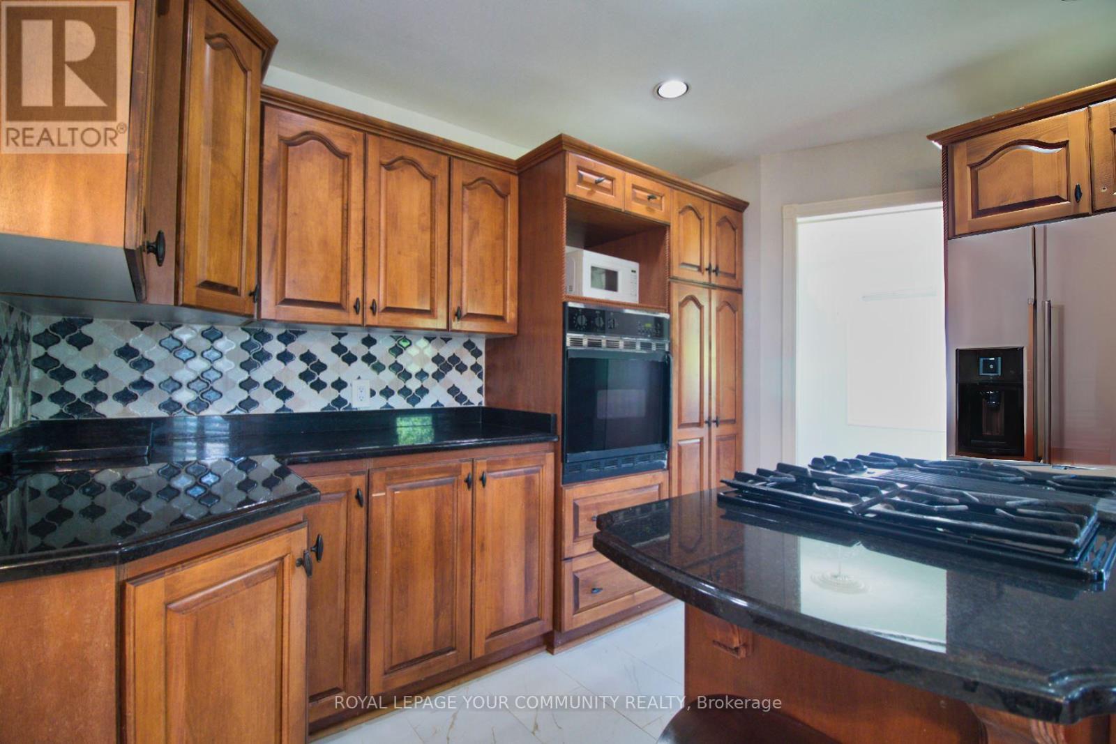 












199 GARDEN PATH

,
Chatham-Kent,




Ontario
N7L5M2

