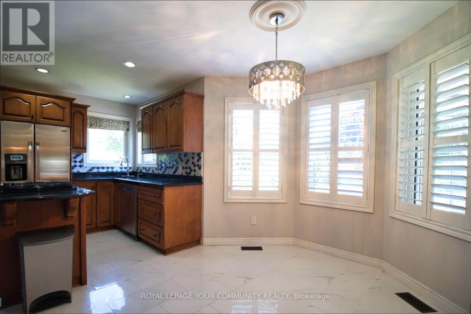












199 GARDEN PATH

,
Chatham-Kent,




Ontario
N7L5M2


