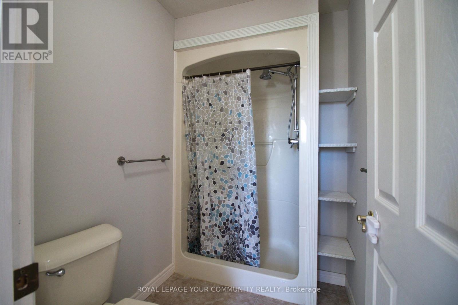 












199 GARDEN PATH

,
Chatham-Kent,




Ontario
N7L5M2

