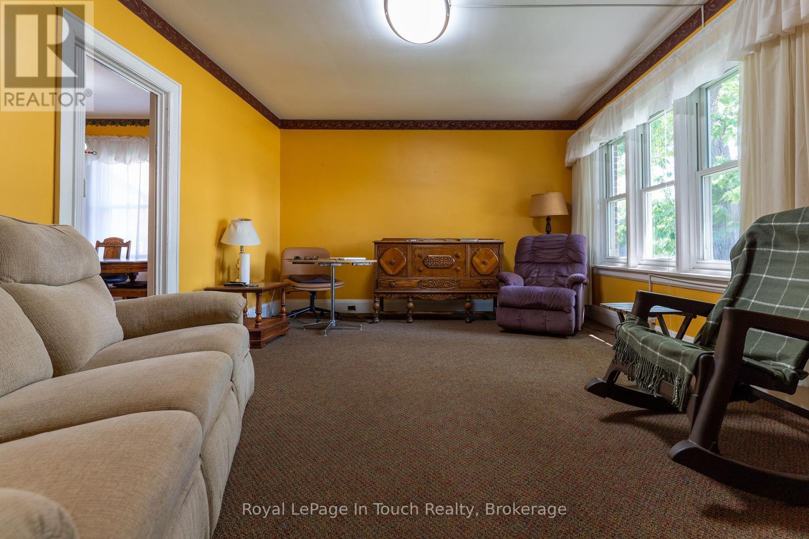 












2596 HONEY HARBOUR ROAD

,
Georgian Bay (Baxter),




Ontario
P0E1E0

