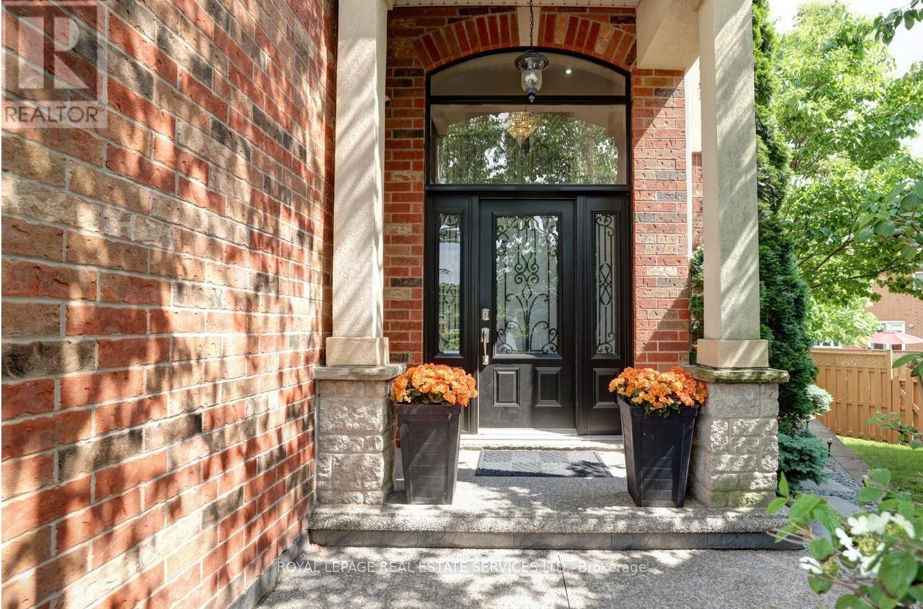 












30 SEACOVE COURT

,
Hamilton,




Ontario
L8E0B3

