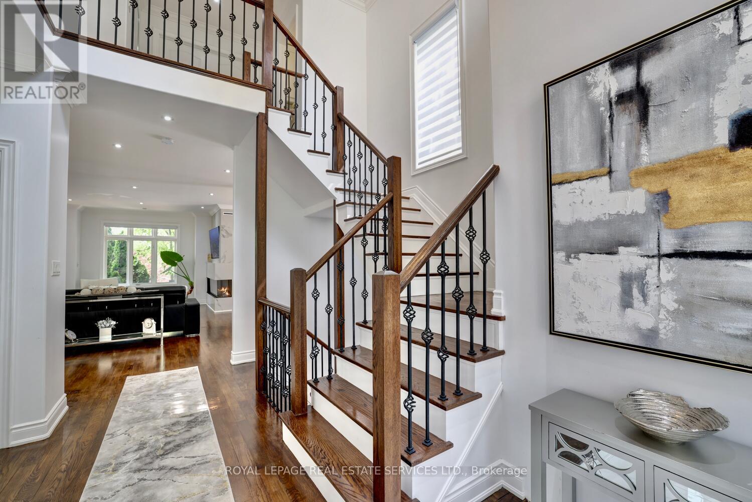 












30 SEACOVE COURT

,
Hamilton,




Ontario
L8E0B3

