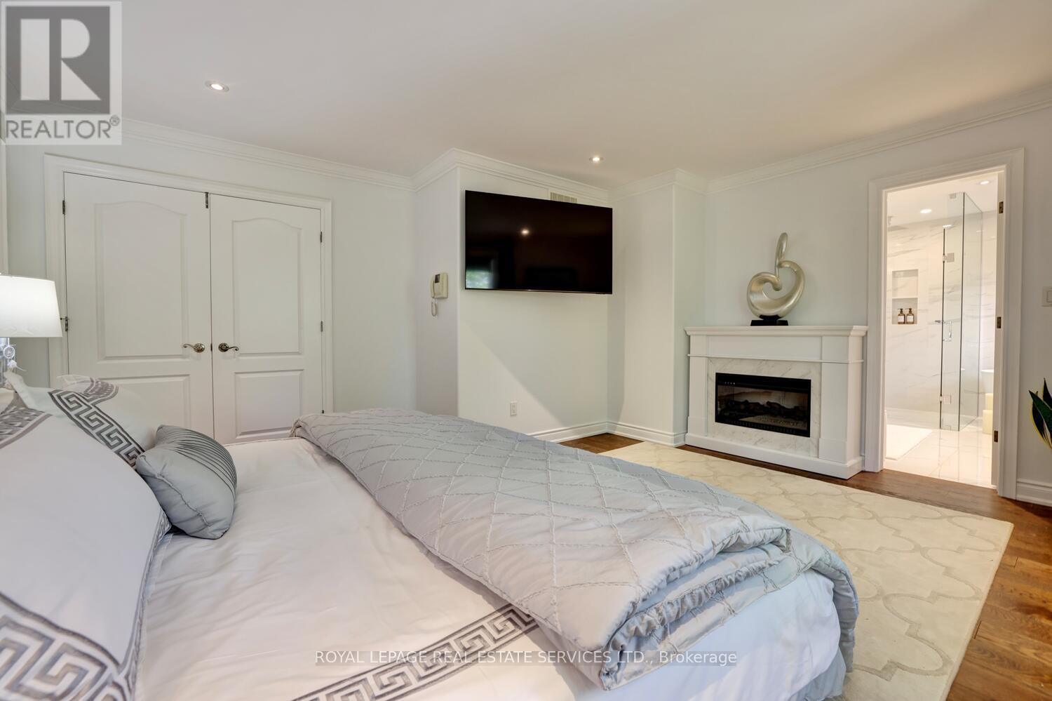 












30 SEACOVE COURT

,
Hamilton,




Ontario
L8E0B3

