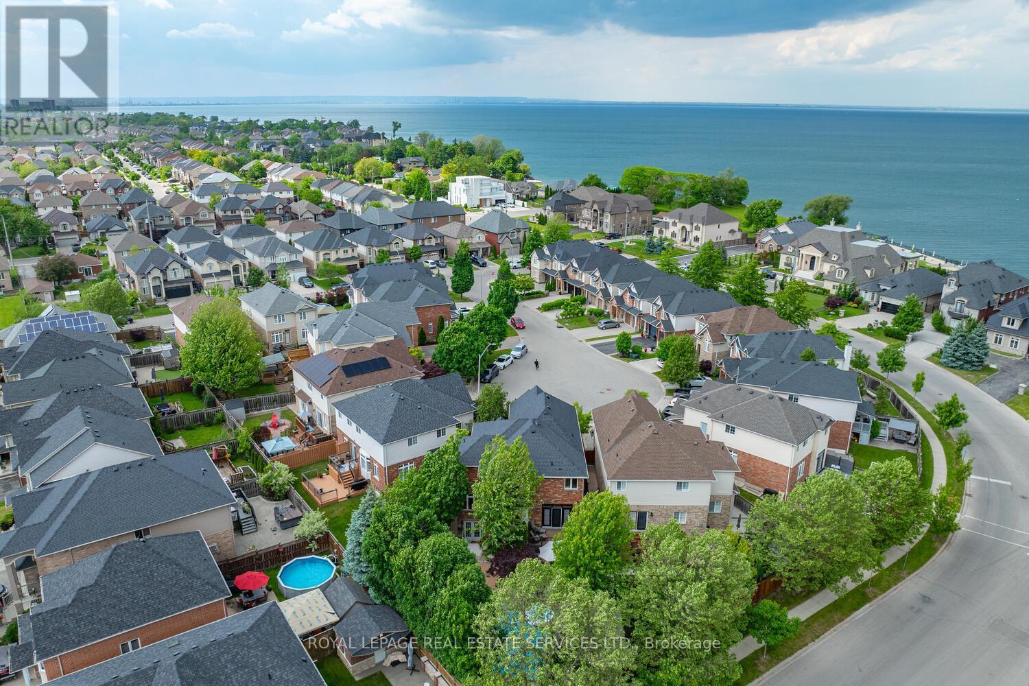 












30 SEACOVE COURT

,
Hamilton,




Ontario
L8E0B3

