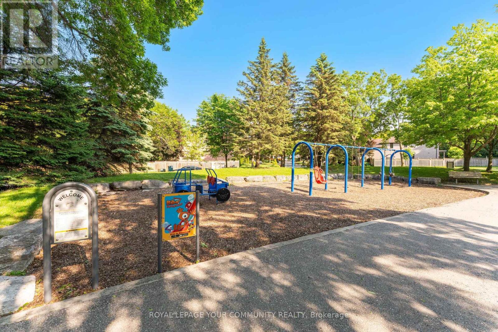 












261 CORNER RIDGE ROAD

,
Aurora,




Ontario
L4G6L6

