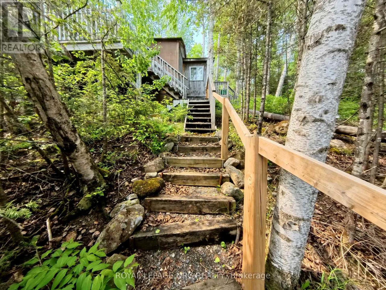 












68 LAKE TEMAGAMI 30 ISLAND

,
Temagami,




Ontario
P0H2H0

