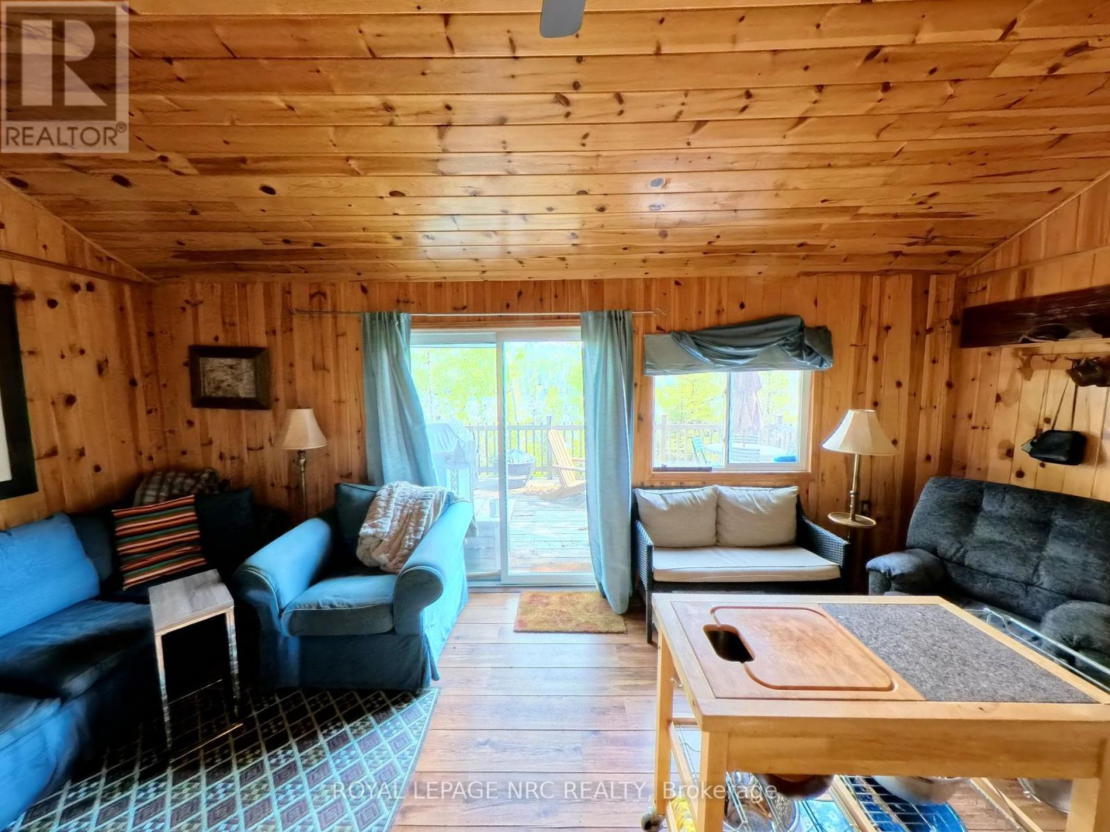 












68 LAKE TEMAGAMI 30 ISLAND

,
Temagami,




Ontario
P0H2H0

