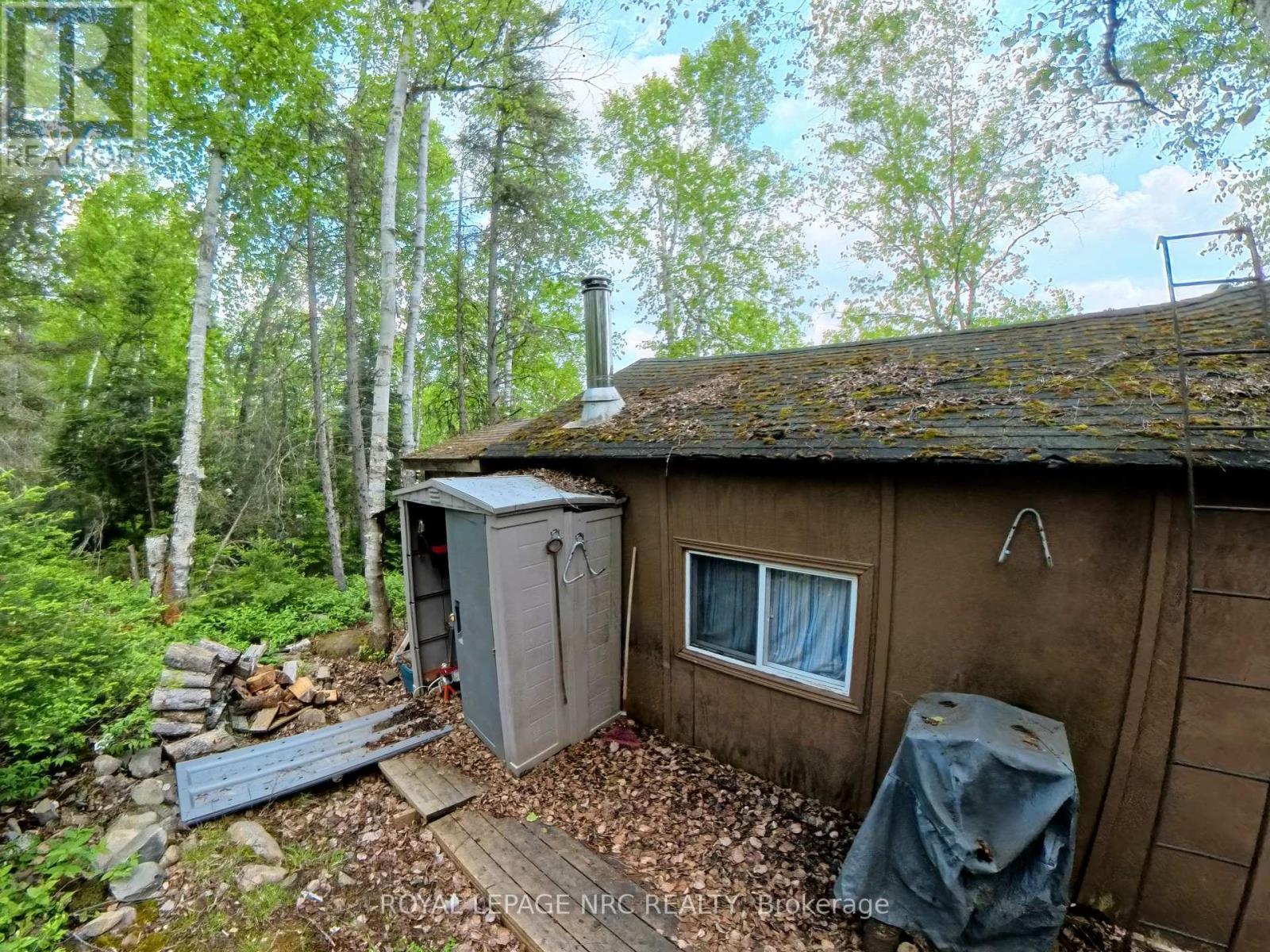 












68 LAKE TEMAGAMI 30 ISLAND

,
Temagami,




Ontario
P0H2H0

