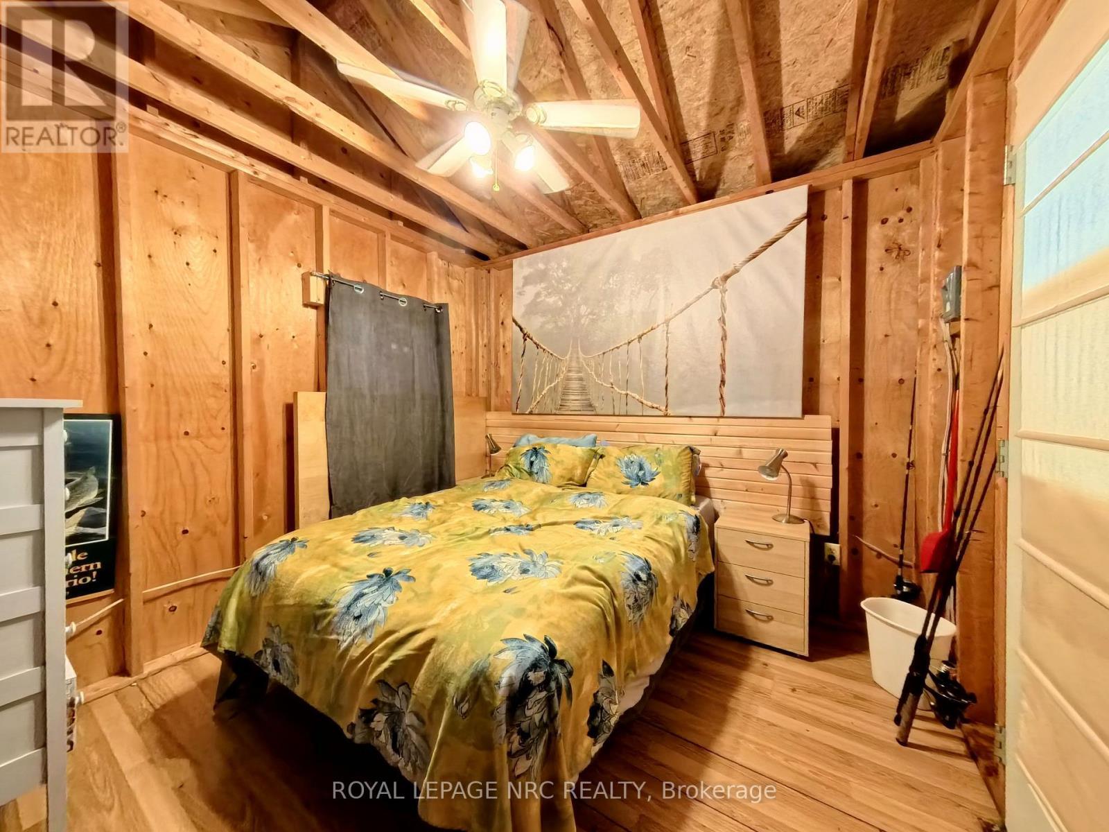 












68 LAKE TEMAGAMI 30 ISLAND

,
Temagami,




Ontario
P0H2H0

