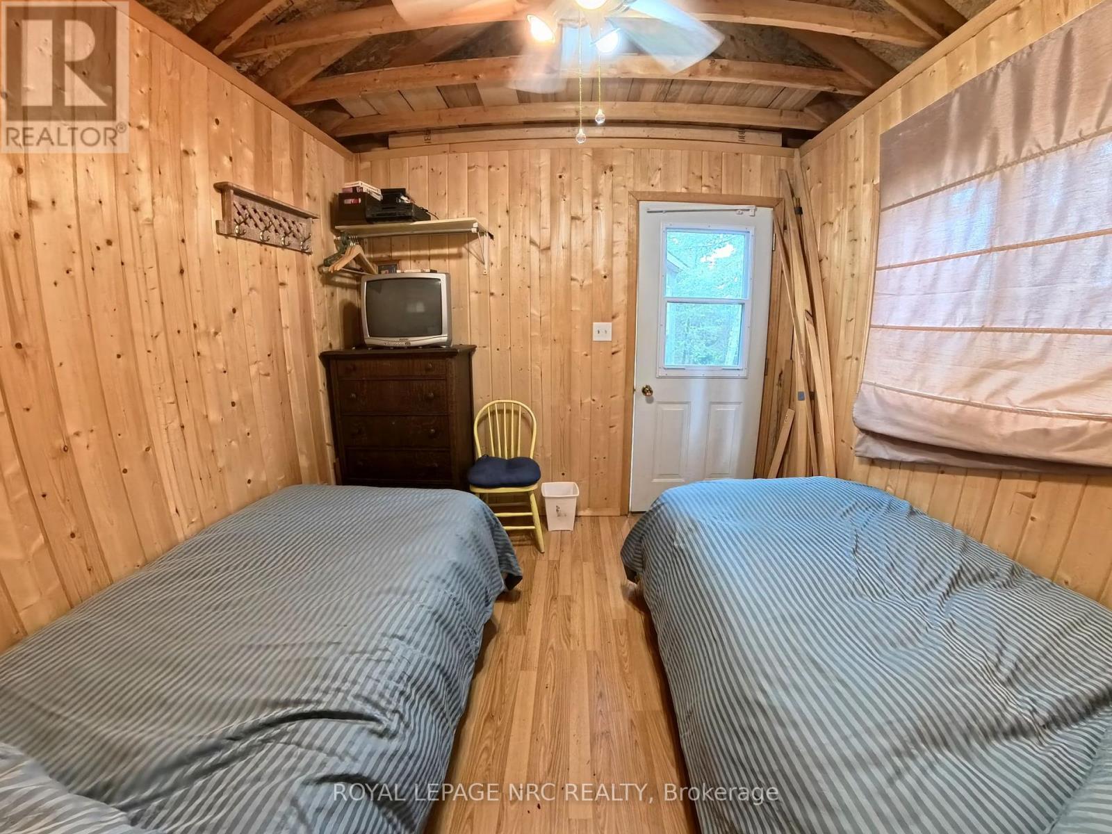 












68 LAKE TEMAGAMI 30 ISLAND

,
Temagami,




Ontario
P0H2H0

