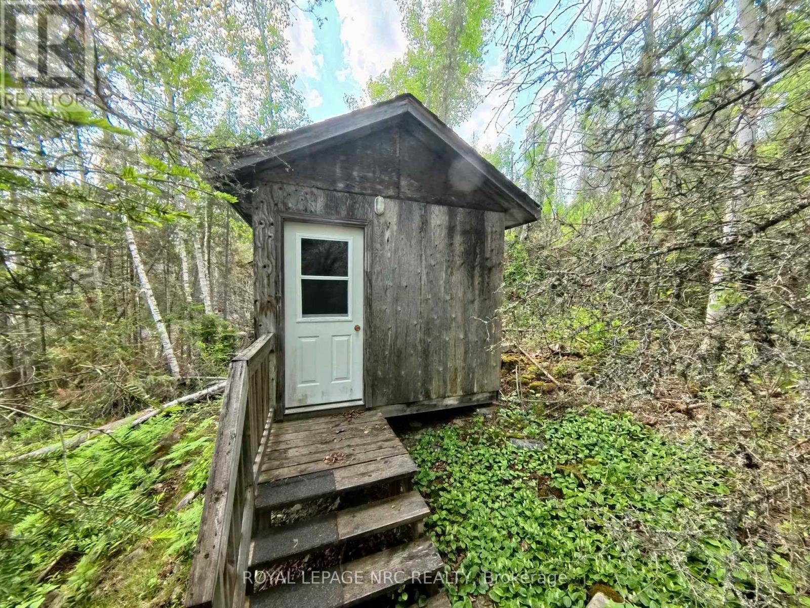 












68 LAKE TEMAGAMI 30 ISLAND

,
Temagami,




Ontario
P0H2H0

