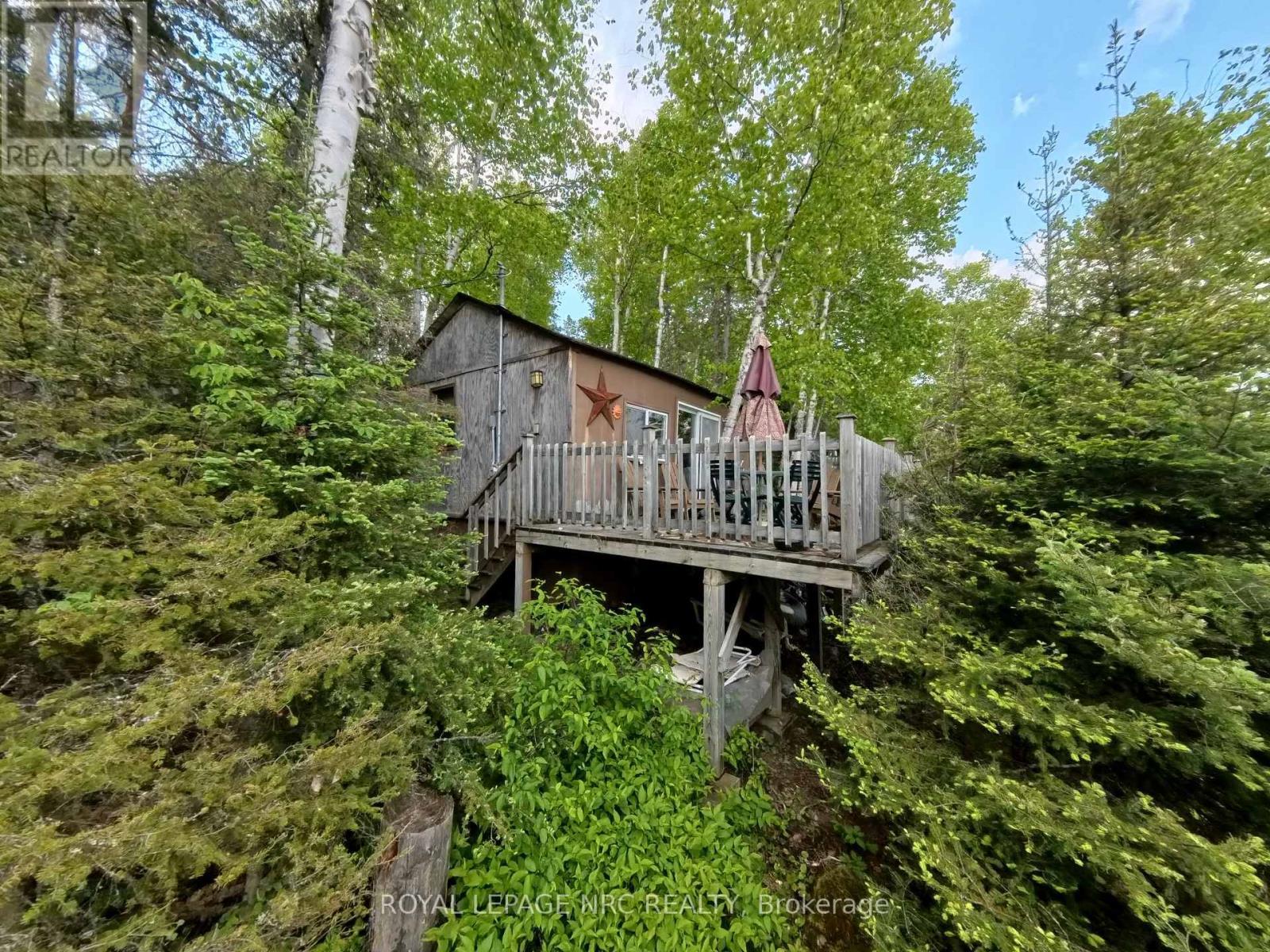 












68 LAKE TEMAGAMI 30 ISLAND

,
Temagami,




Ontario
P0H2H0

