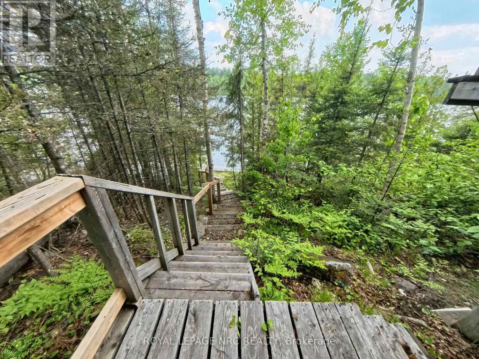 












68 LAKE TEMAGAMI 30 ISLAND

,
Temagami,




Ontario
P0H2H0

