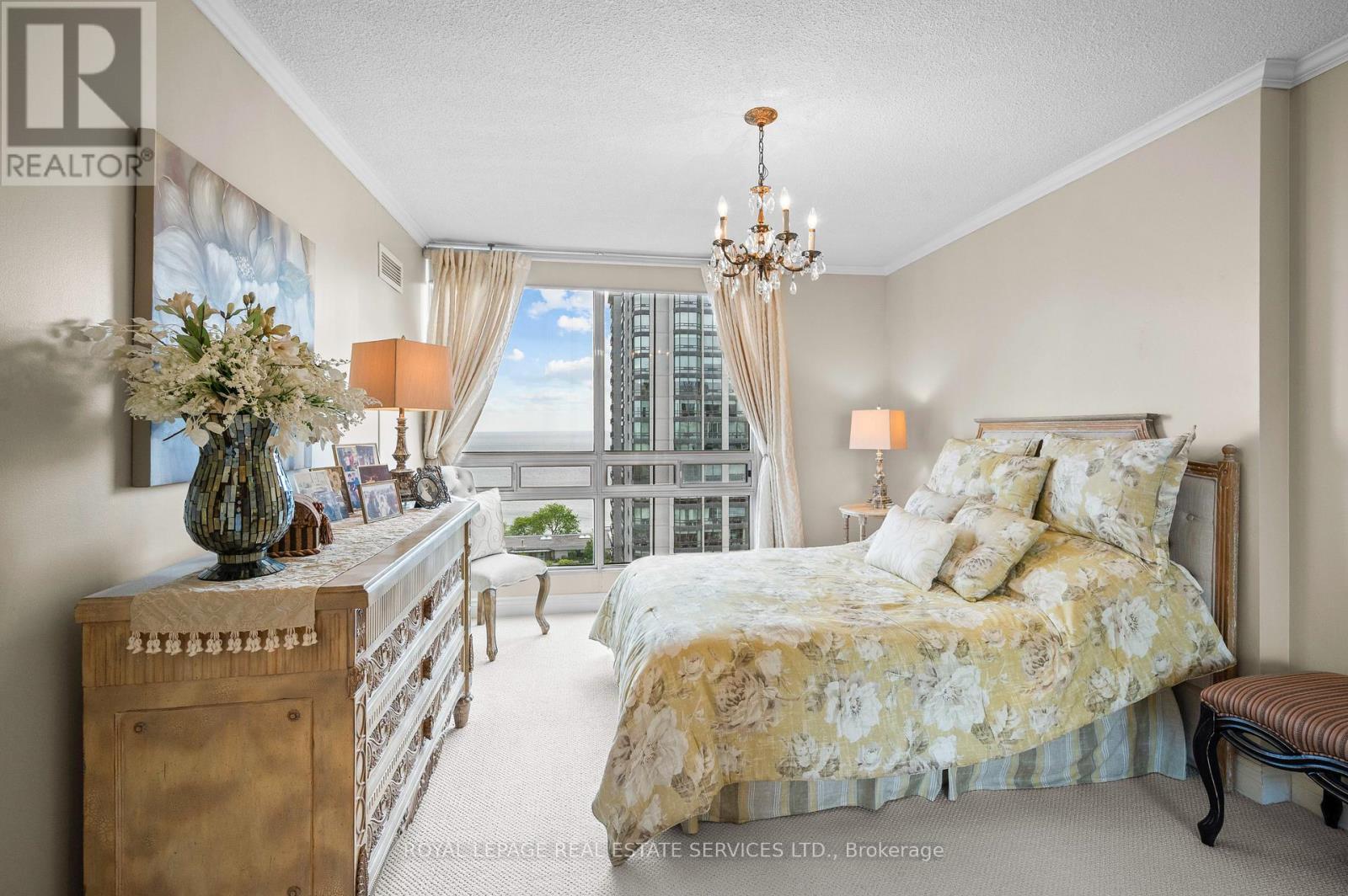 












1407 - 2185 MARINE DRIVE

,
Oakville,




Ontario
L6L5L6

