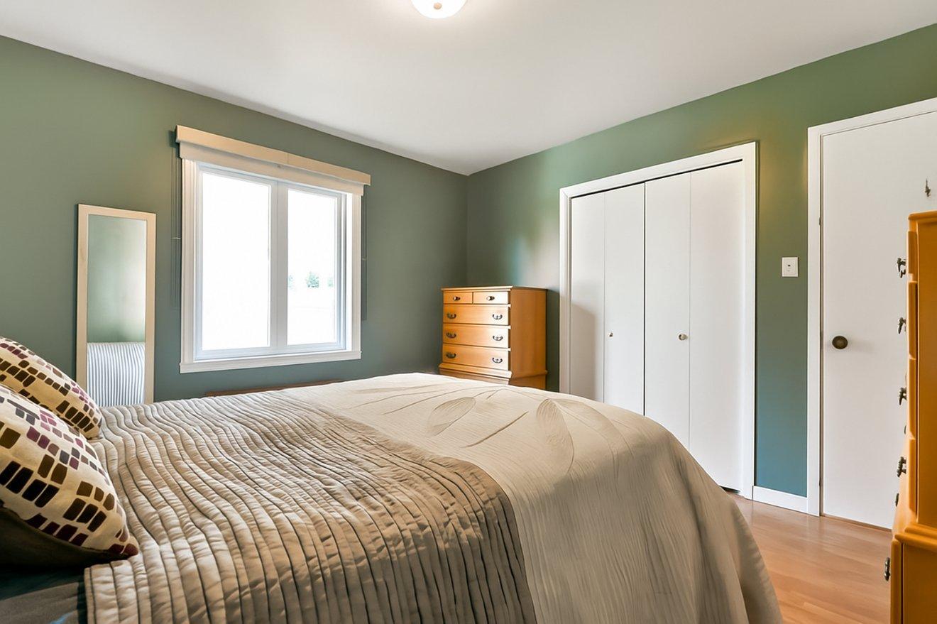 









454


Rue Hamel

,
Saint-Eustache,




QC
J7P1S3

