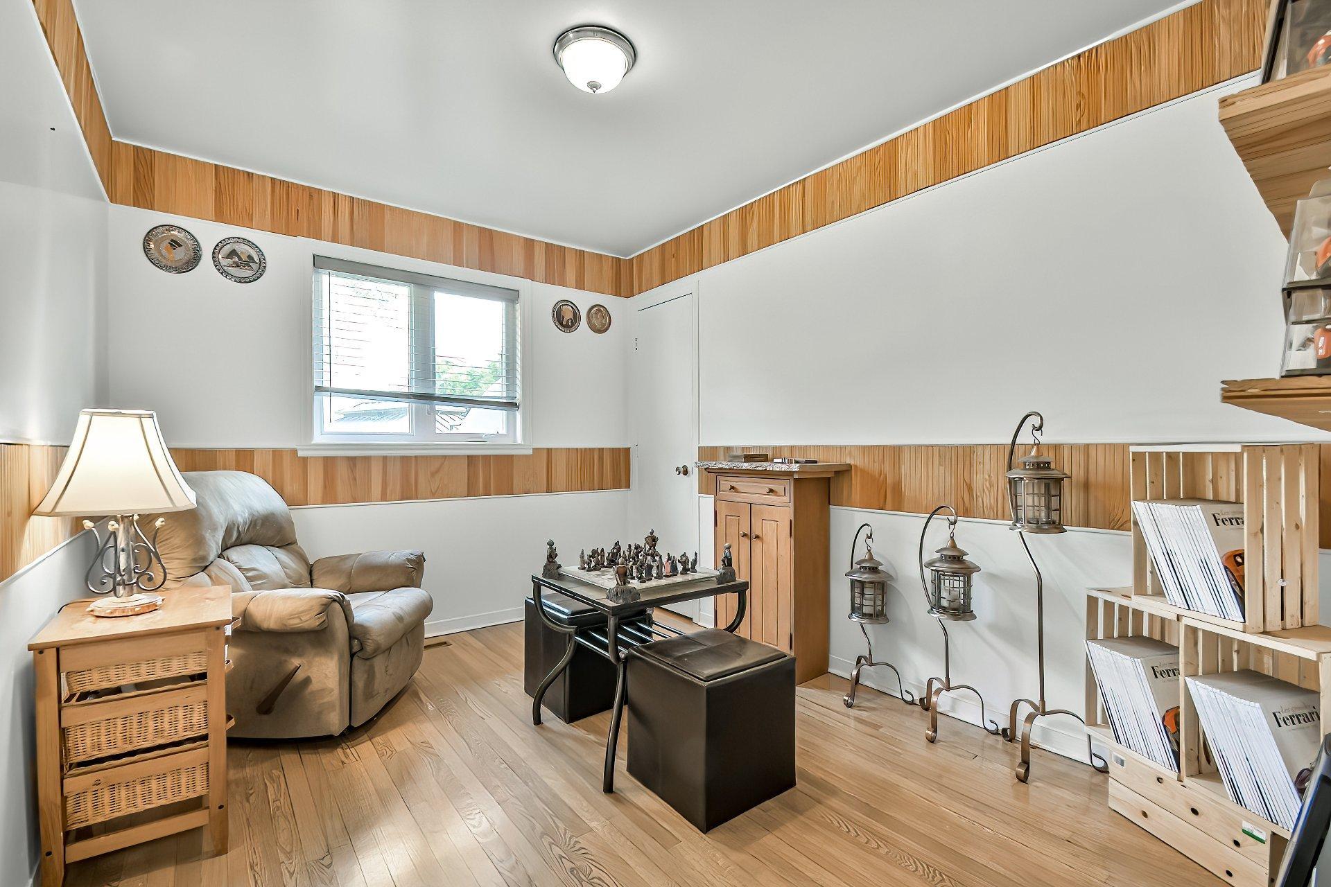 









454


Rue Hamel

,
Saint-Eustache,




QC
J7P1S3

