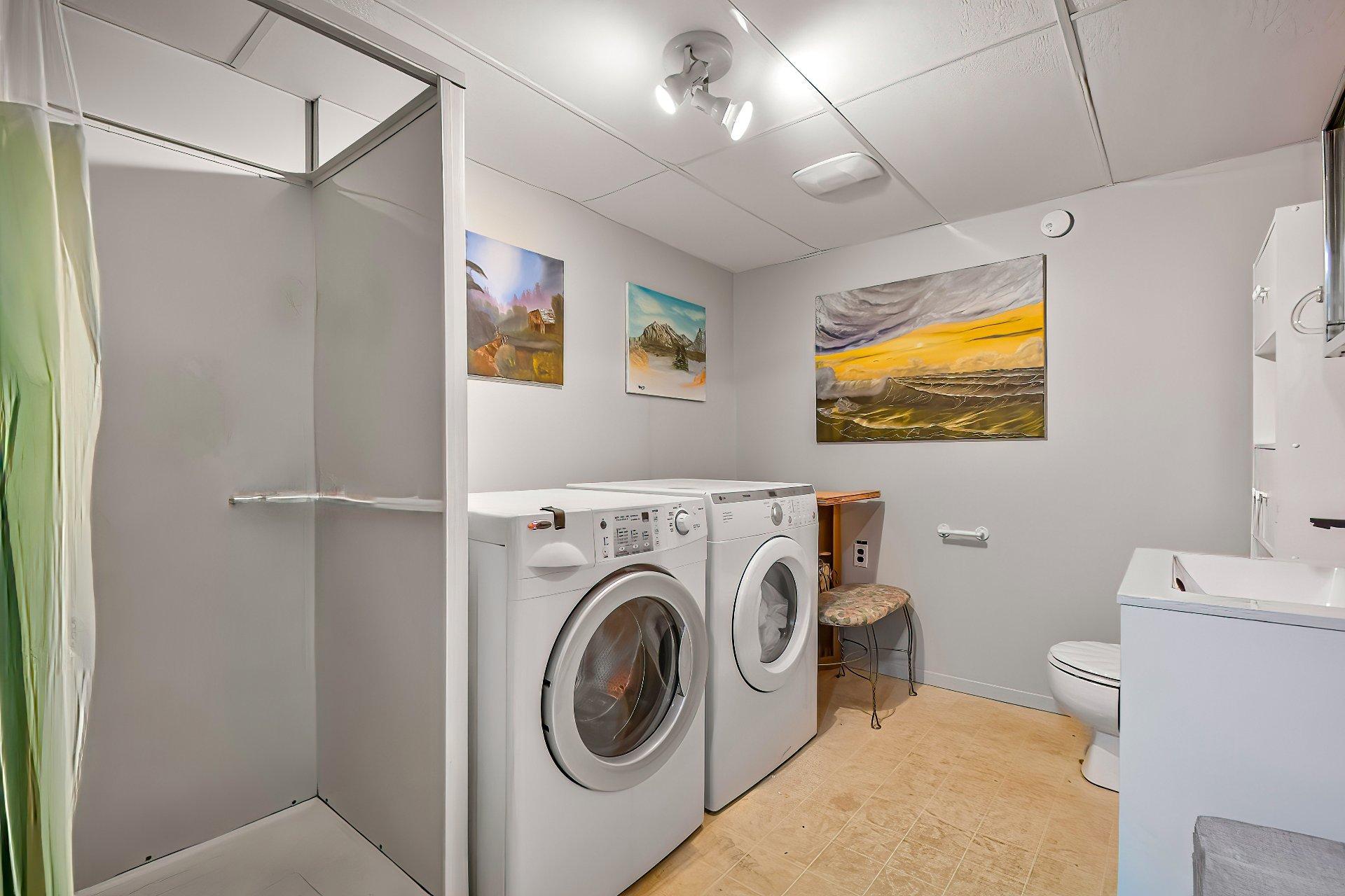 









454


Rue Hamel

,
Saint-Eustache,




QC
J7P1S3

