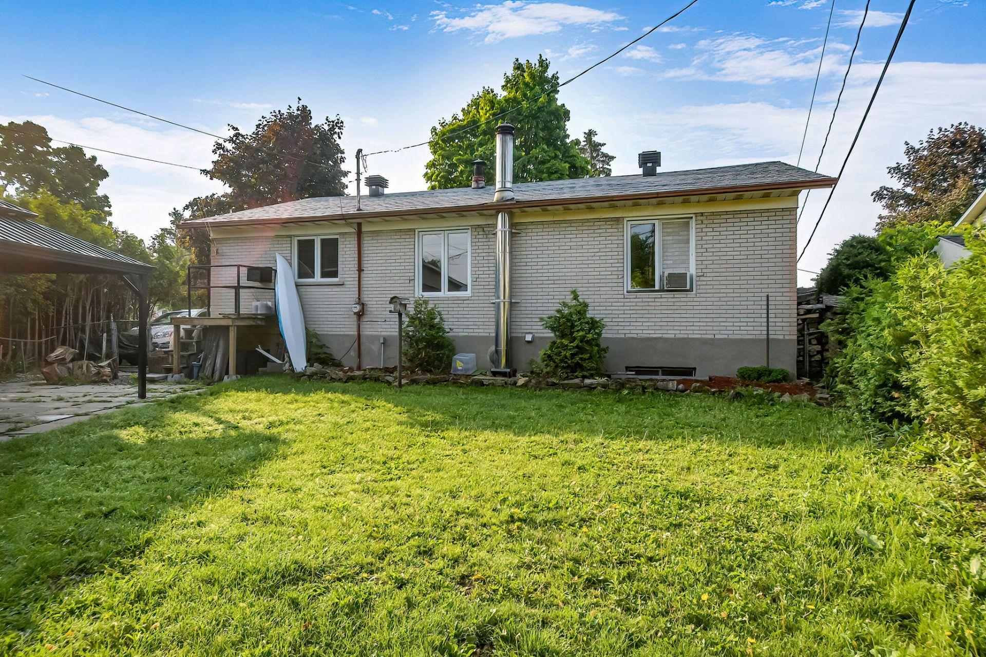 









454


Rue Hamel

,
Saint-Eustache,




QC
J7P1S3


