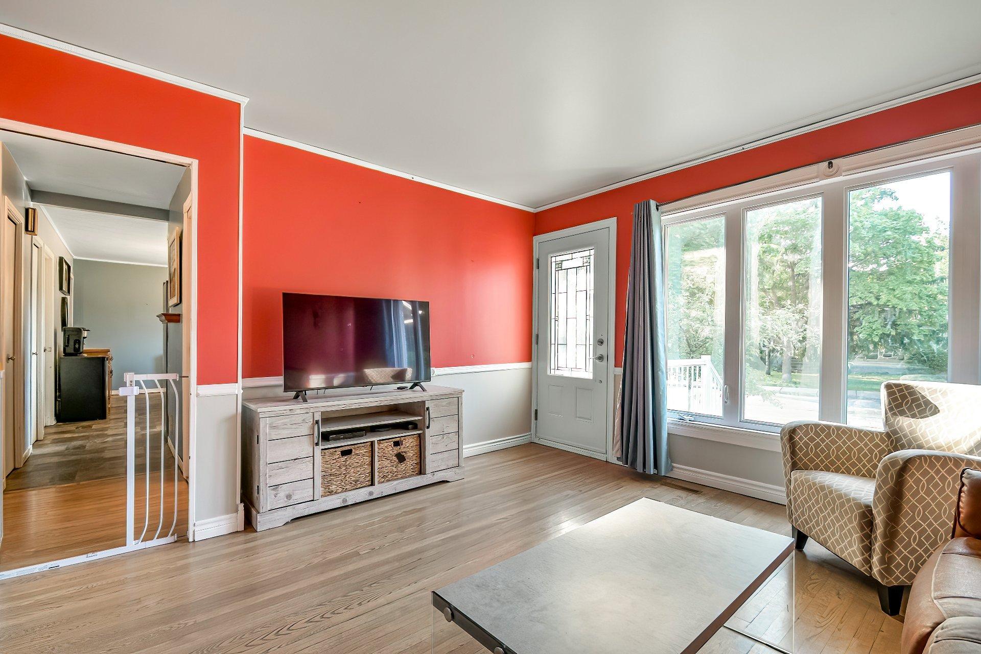 









454


Rue Hamel

,
Saint-Eustache,




QC
J7P1S3

