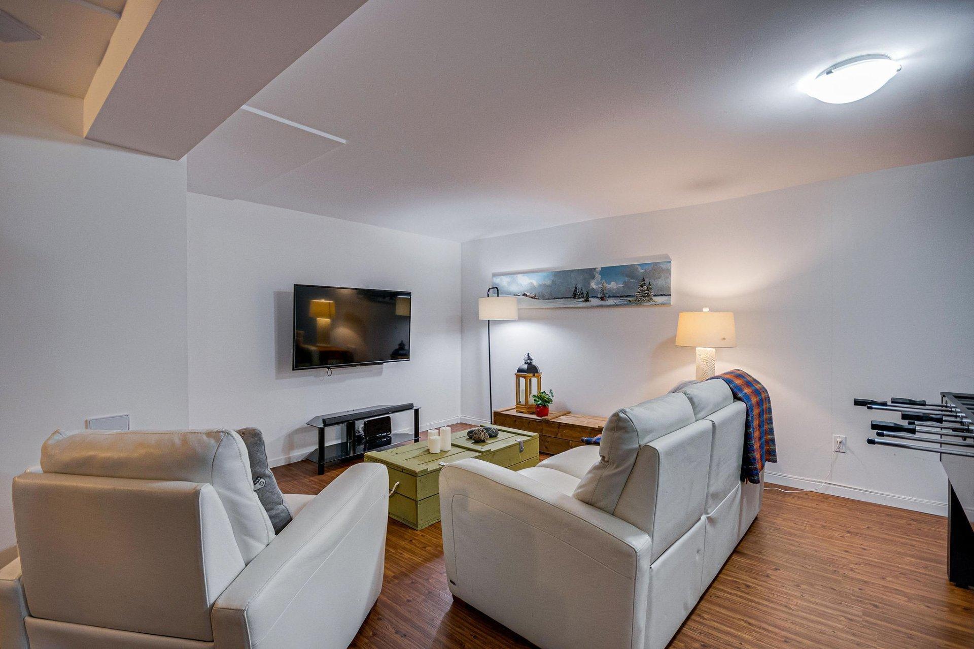 









105


Rue Cholette

,
Gatineau (Hull),




QC
J8Y6L7

