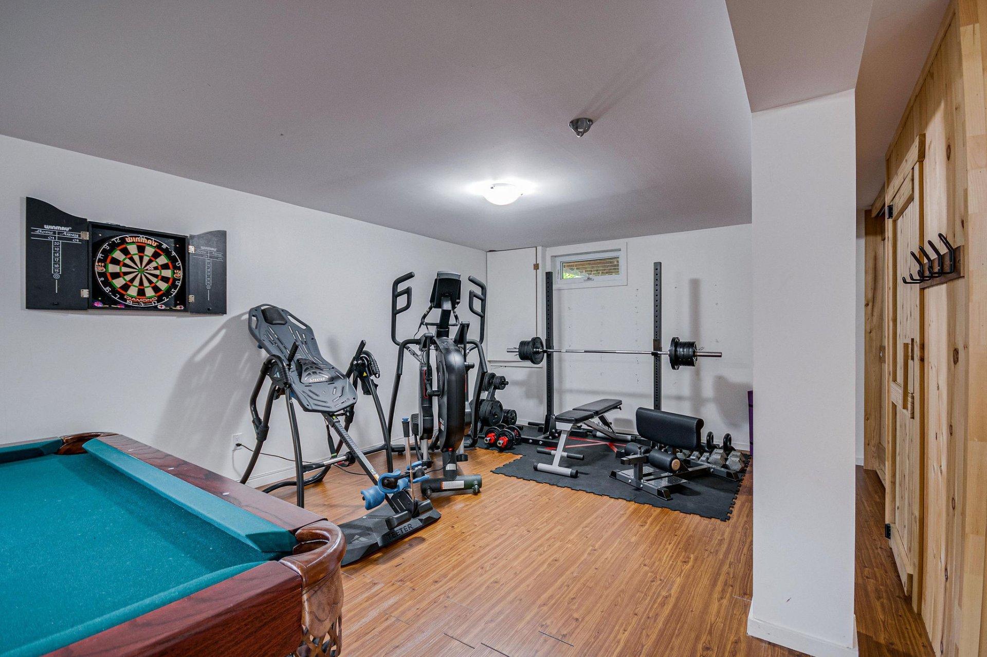 









105


Rue Cholette

,
Gatineau (Hull),




QC
J8Y6L7

