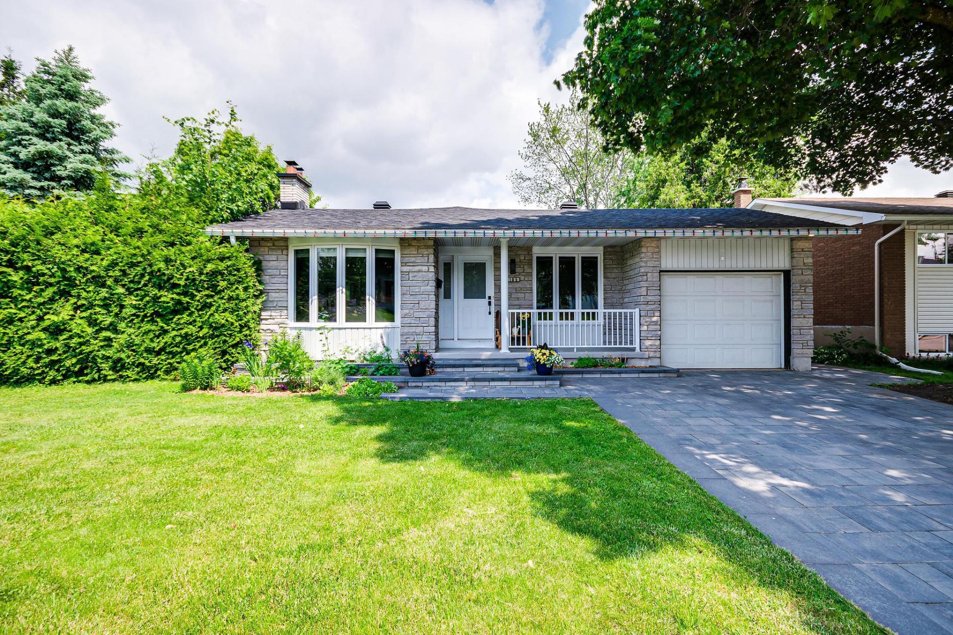 









105


Rue Cholette

,
Gatineau (Hull),




QC
J8Y6L7

